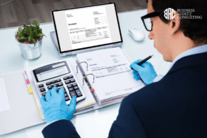 Emisión de facturas electrónicas será en tiempo real desde agosto