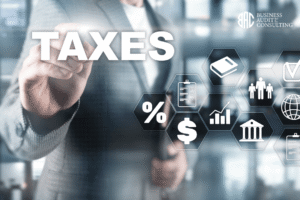 Gobierno propone bajar impuesto a socios del 14,8% al 12%