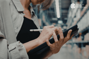 Empresas impulsan eficiencia con análisis en inventarios